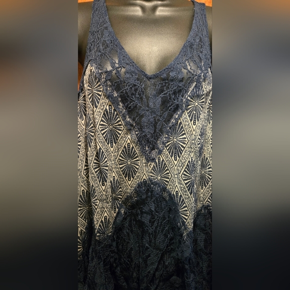 HOST POCK!🎉Free People BEAUTIFUL sapphire lace sheer racerback camisole szXS/TP - Picture 4 of 8